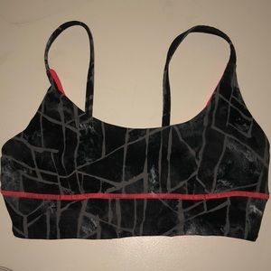 Sports bra